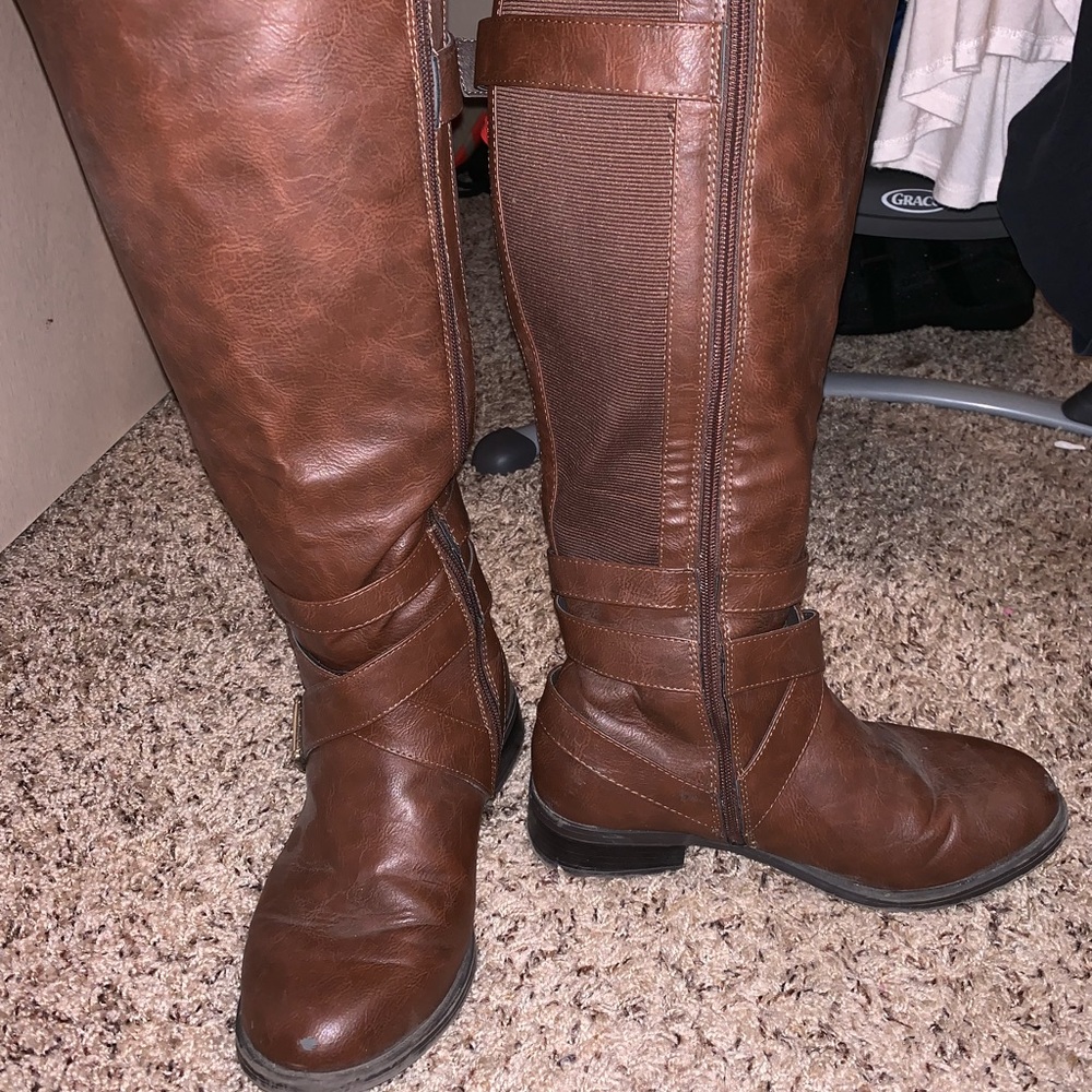 TORRID Size 8.5W knee-high boots